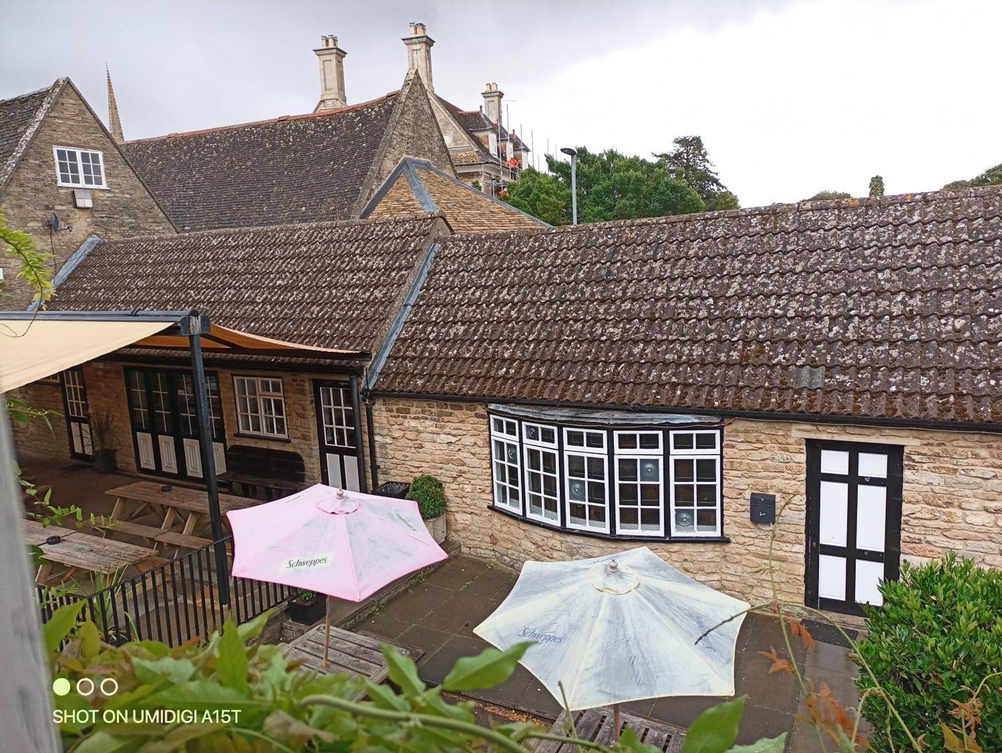 The Ship Inn Oundle Exterior foto